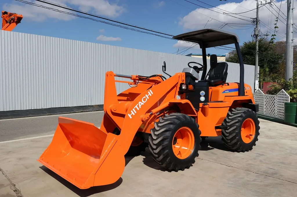 HITACHI LX30-7