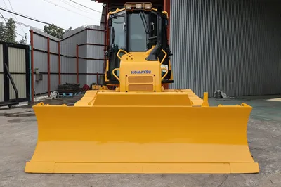 KOMATSU D39PX-23