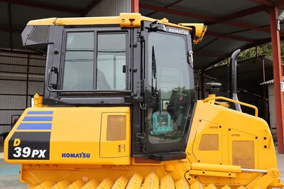 KOMATSU D39PX-23