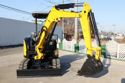 YANMAR ViO30-6