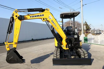 YANMAR ViO30-6