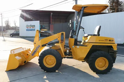 KOMATSU WA30-6